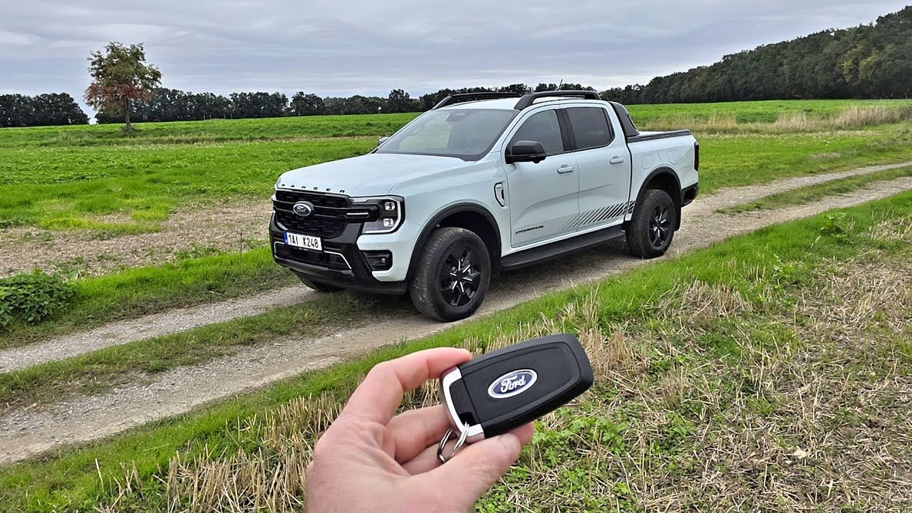 2025 Ford Ranger Stormtrak PHEV | silent walkaround | #nowords