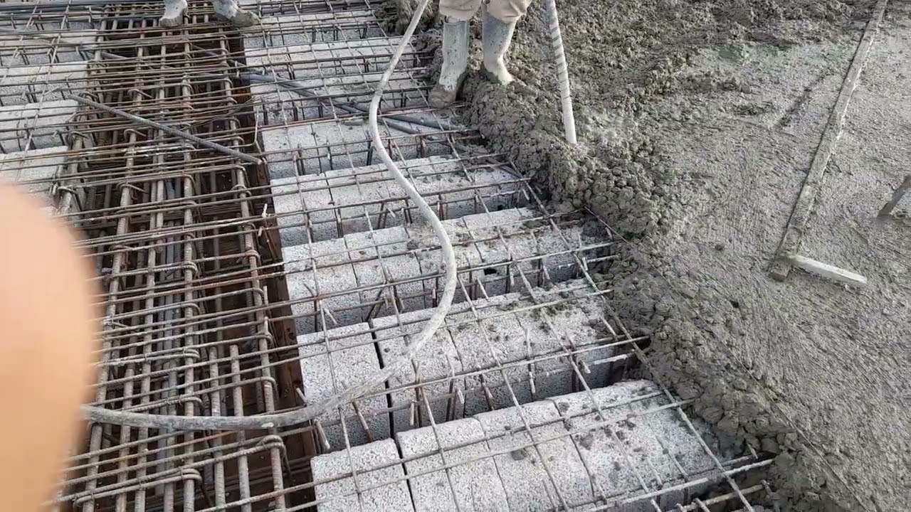 Ribbed  Slab  rebar,HCB and concrete  casting 
