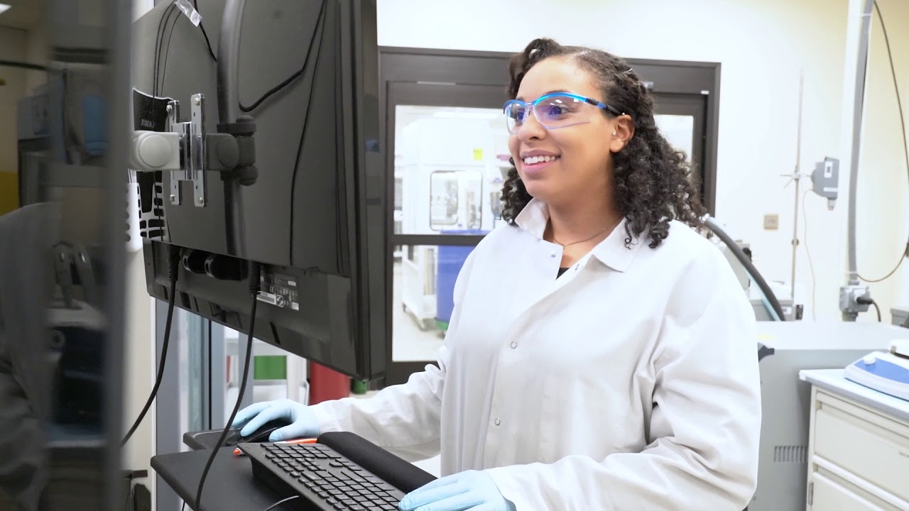 Dana Moore, Biomanufacturing Associate | Let's Go! CAREERS
