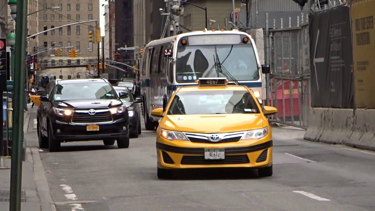 MaBSTOA: Not In Serivce RTS # 5241 At Church & Fulton Streets