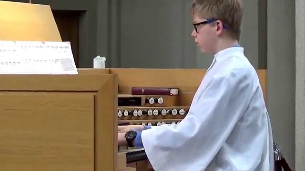 Hallgrimskirkja:  Prelude by J.S.Bach