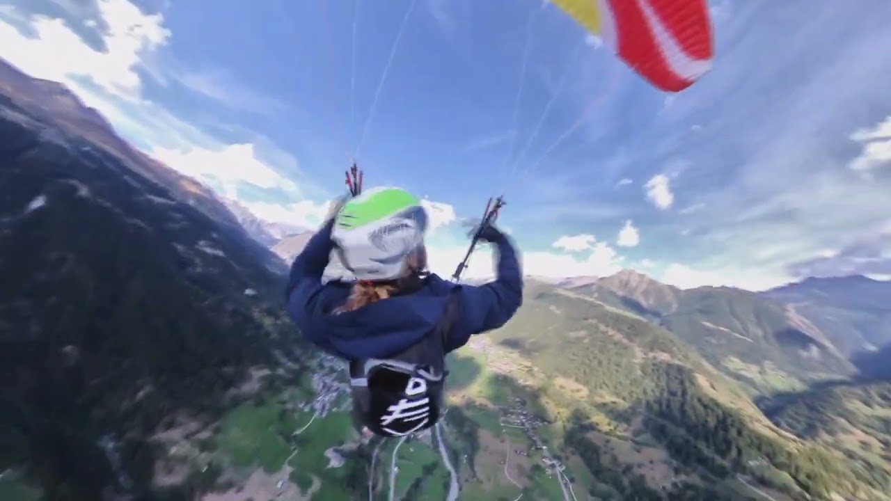 Gleitschirmflug/Paragliding Fiesch im Wallis mit bockigem Talwind
