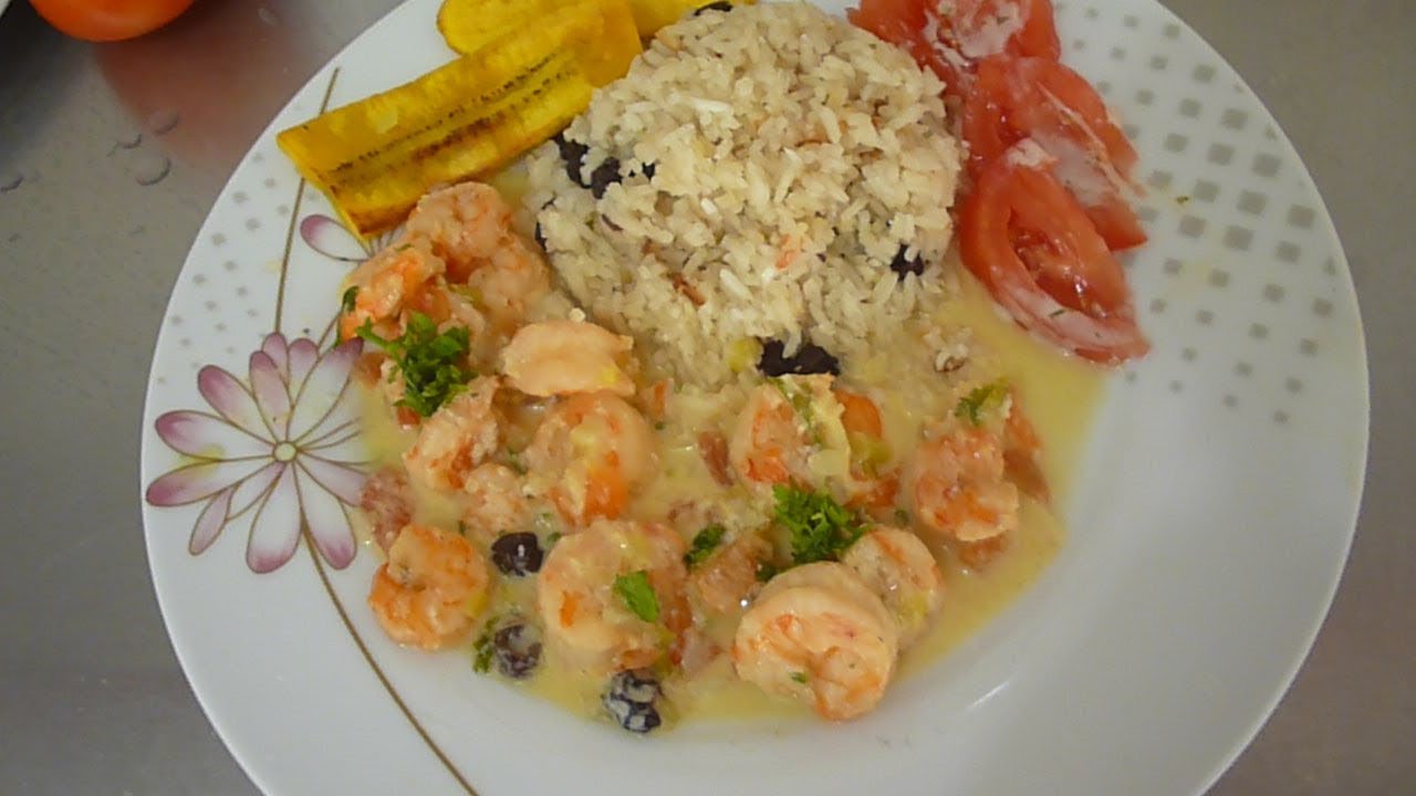CAMARONES CON  LECHE DE COCO