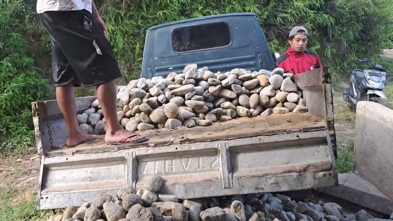 Giling Batu Sungai Jawcruiser 150x250 || Pemecah Batu #excavator #jawcrusher #mesinpemecahbatu