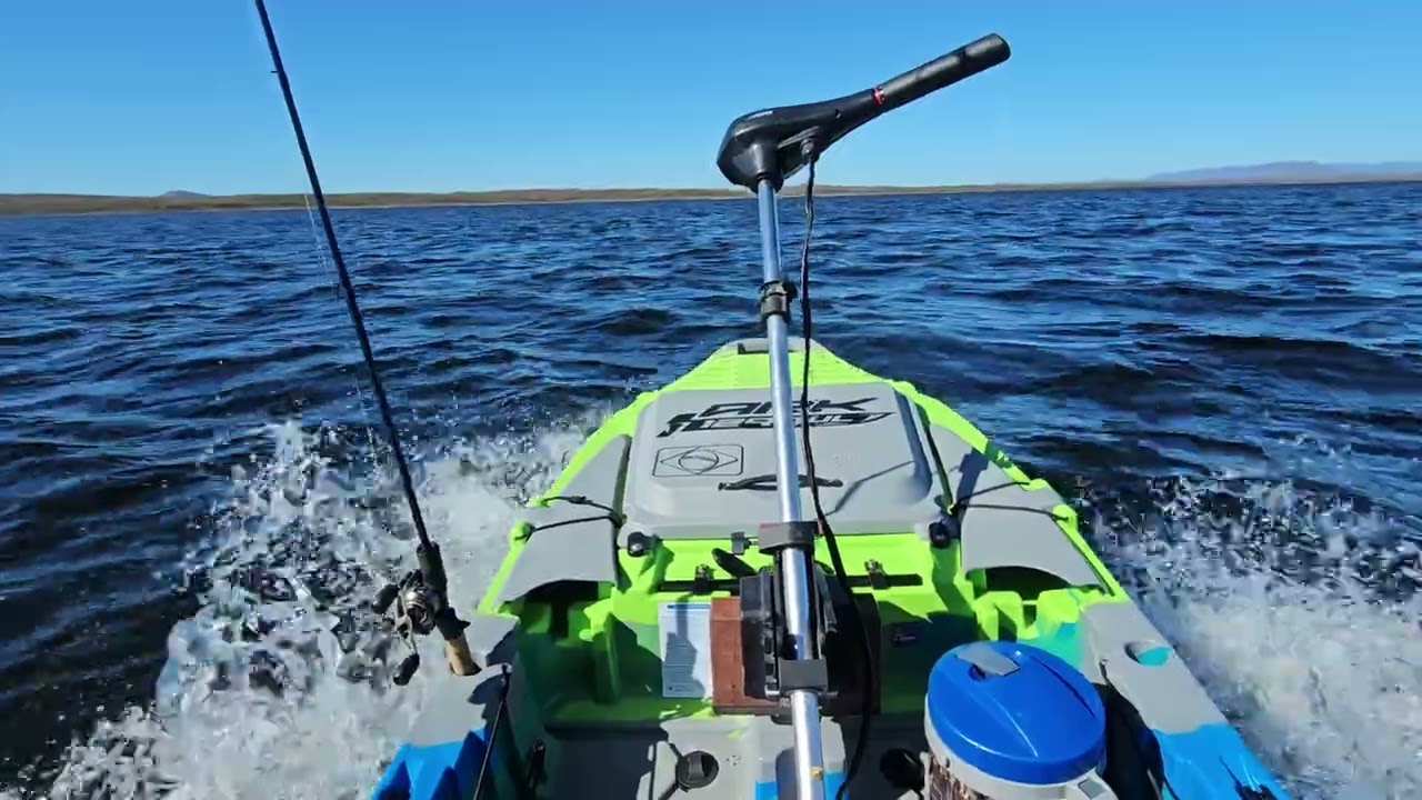 CAIAQUE  ARK 1290 NAVEGANDO, ÓTIMA VELOCIDADE , MOTOR HIDEA 5 HP