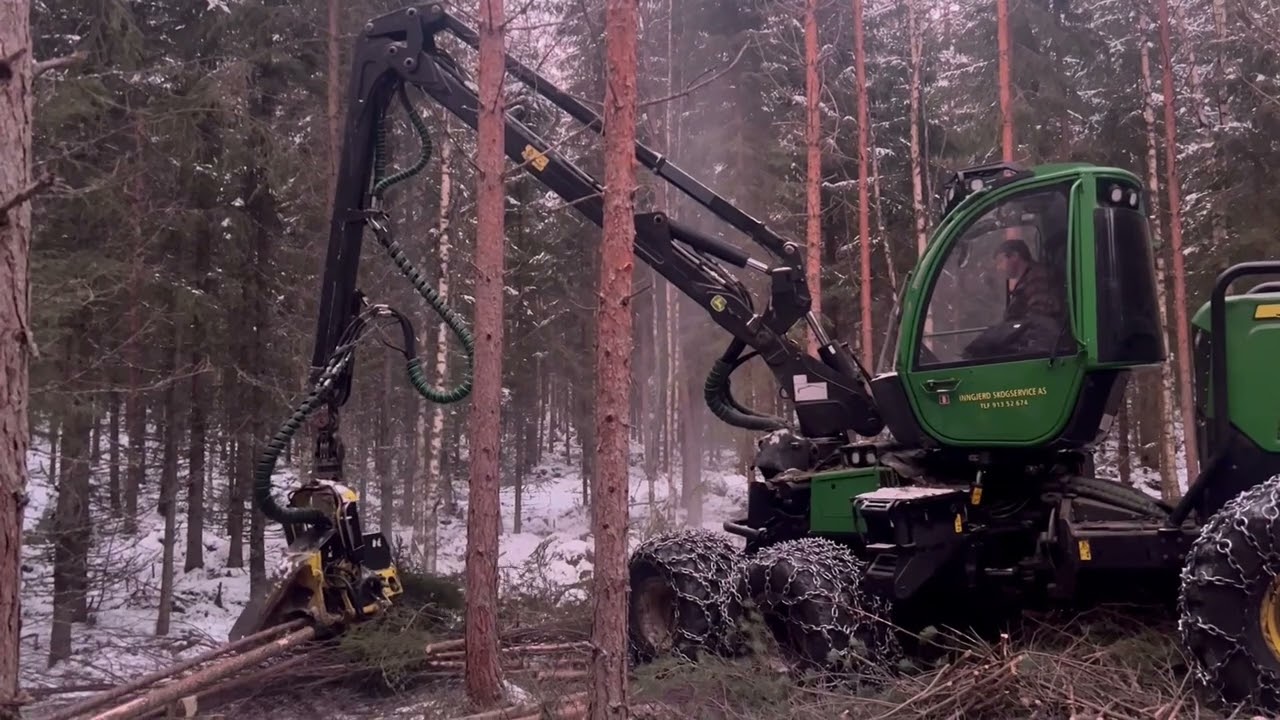 HARVESTER JOHN DEERE 1070E 2017y H413