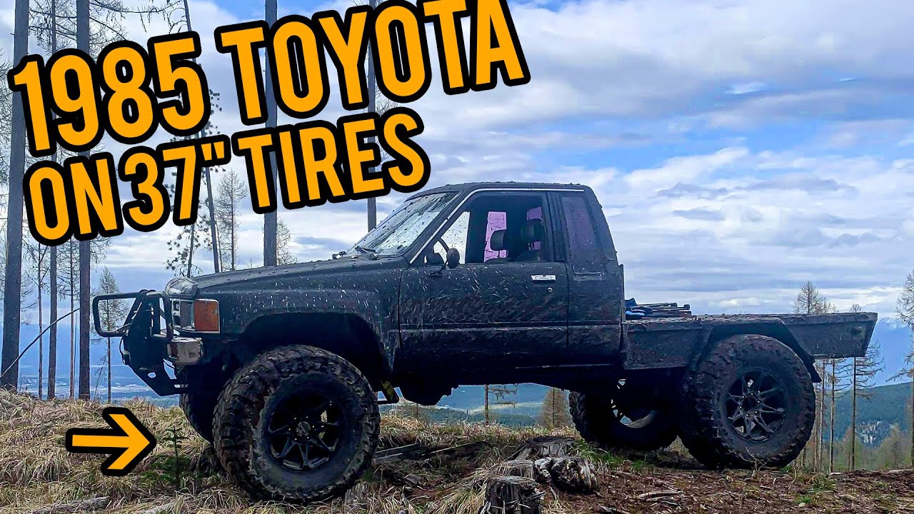 1985 Toyota Pickup gets 37s! Trailgear Shackle Kit Install