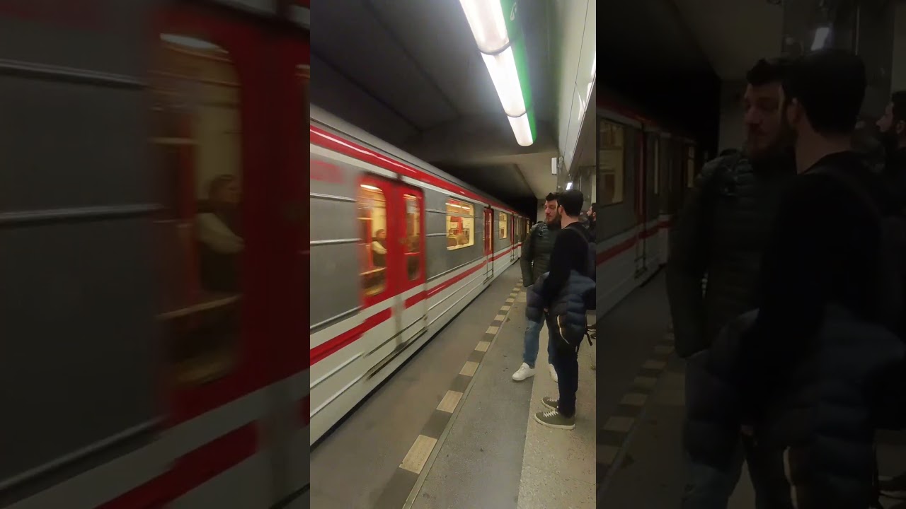 Pražsk&eacute; Metro Line A | 81-71M | N&aacute;draž&iacute; Veleslav&iacute;n