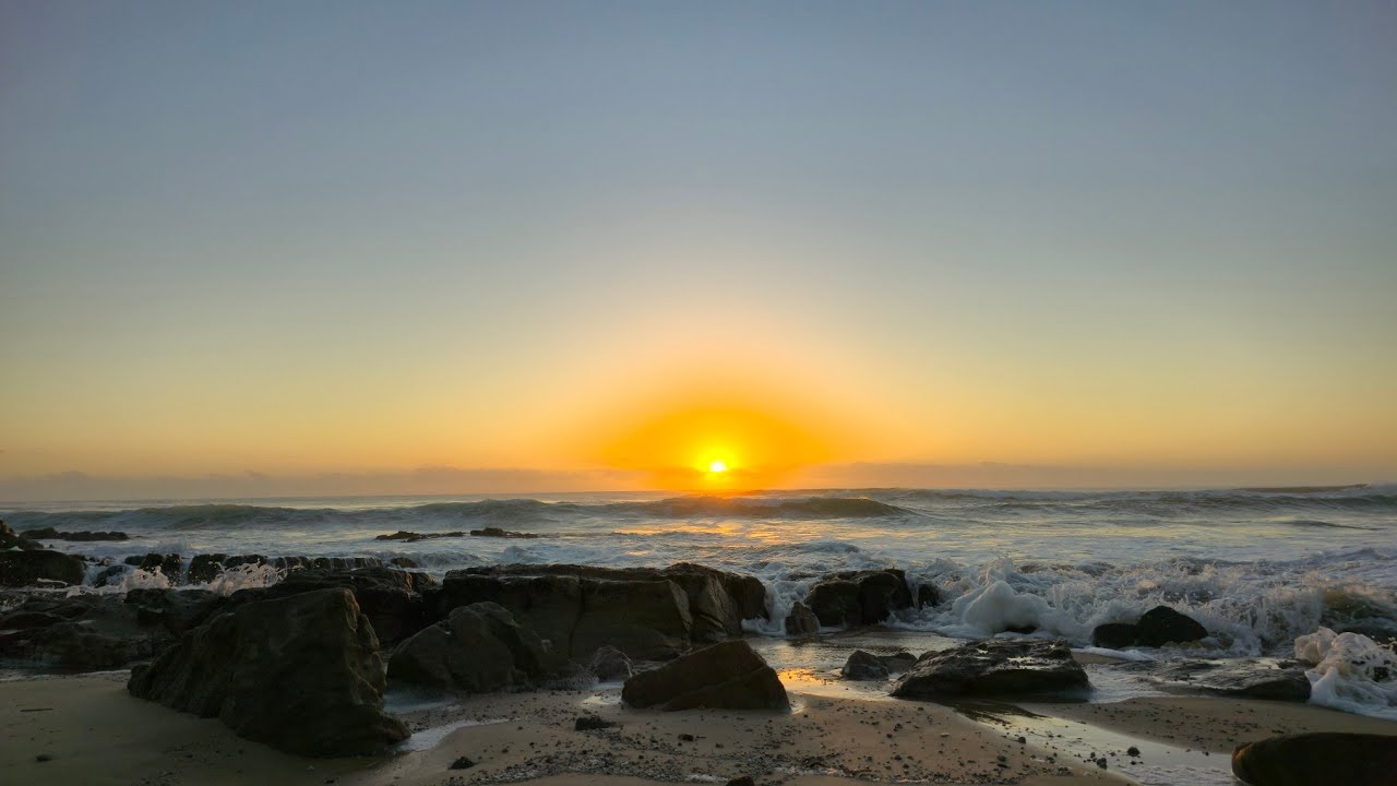 Chilled Morning at Point Arkwright, Australia | Sunrise 205 – Soothing Tide | UHD, 4K