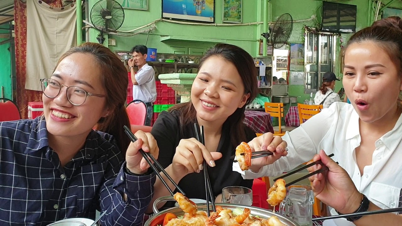 Food For Good #346: Lẩu Tôm Năm Ri không hổ danh 30 năm nức tiếng Biên Hòa