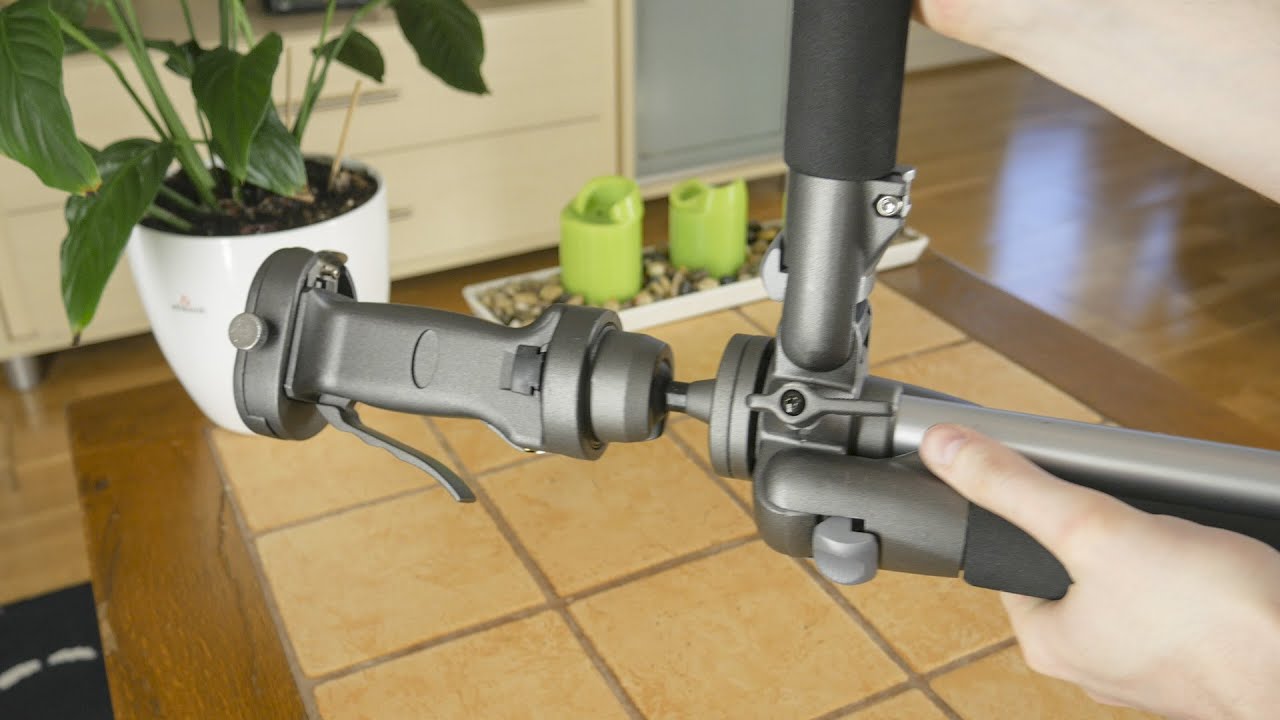 AmazonBasics Tripod with Pistol Grip Head 70 Inches Review