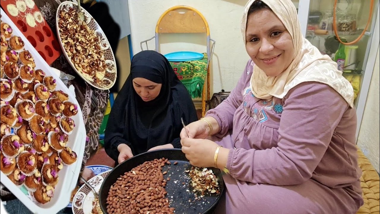 خديجة جوها الخطاب وها شكون مخلاتهاش تزوج🤔 خدمنا كموند ديال الحلوى فيه 8 كيلو جات ياسلام 😋