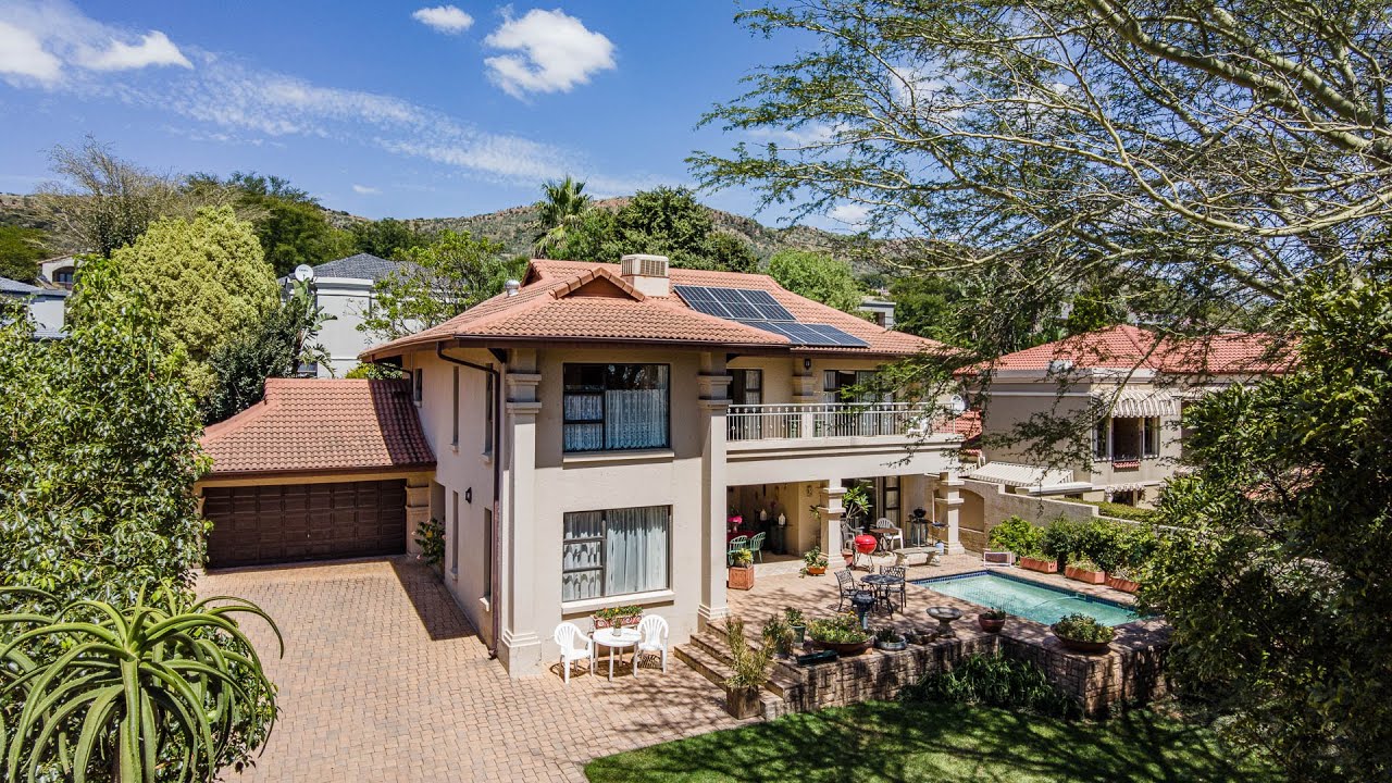 3 Bedroom For Sale - Featherbrooke Estate