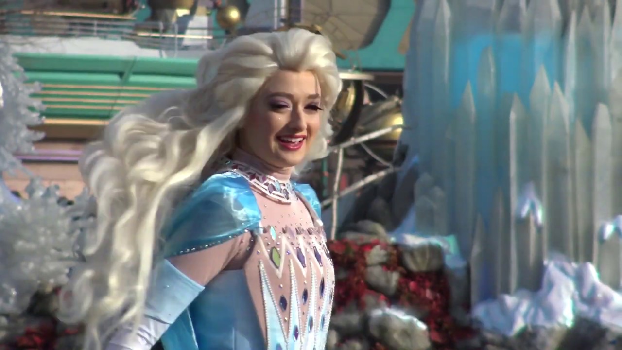 Disneyland Paris - Frozen 2: An Enchanted Journey