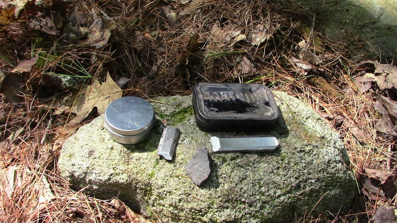 DIY Flint & Steel Kit.  Cheap $ or Free!  Bushcraft / Survival Fire
