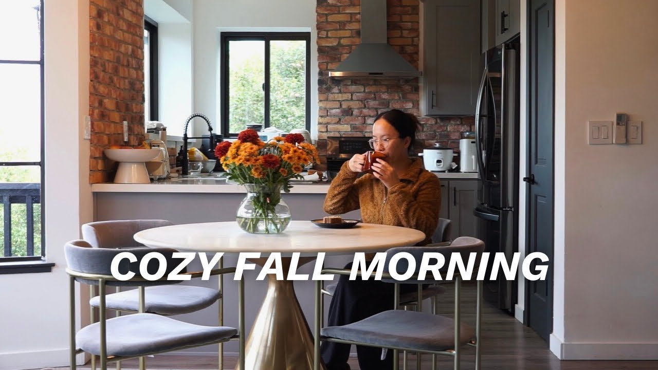 Cozy Fall Morning Vlog 🍂 | Banana Matcha Bread, Coffee & Autumn Decor