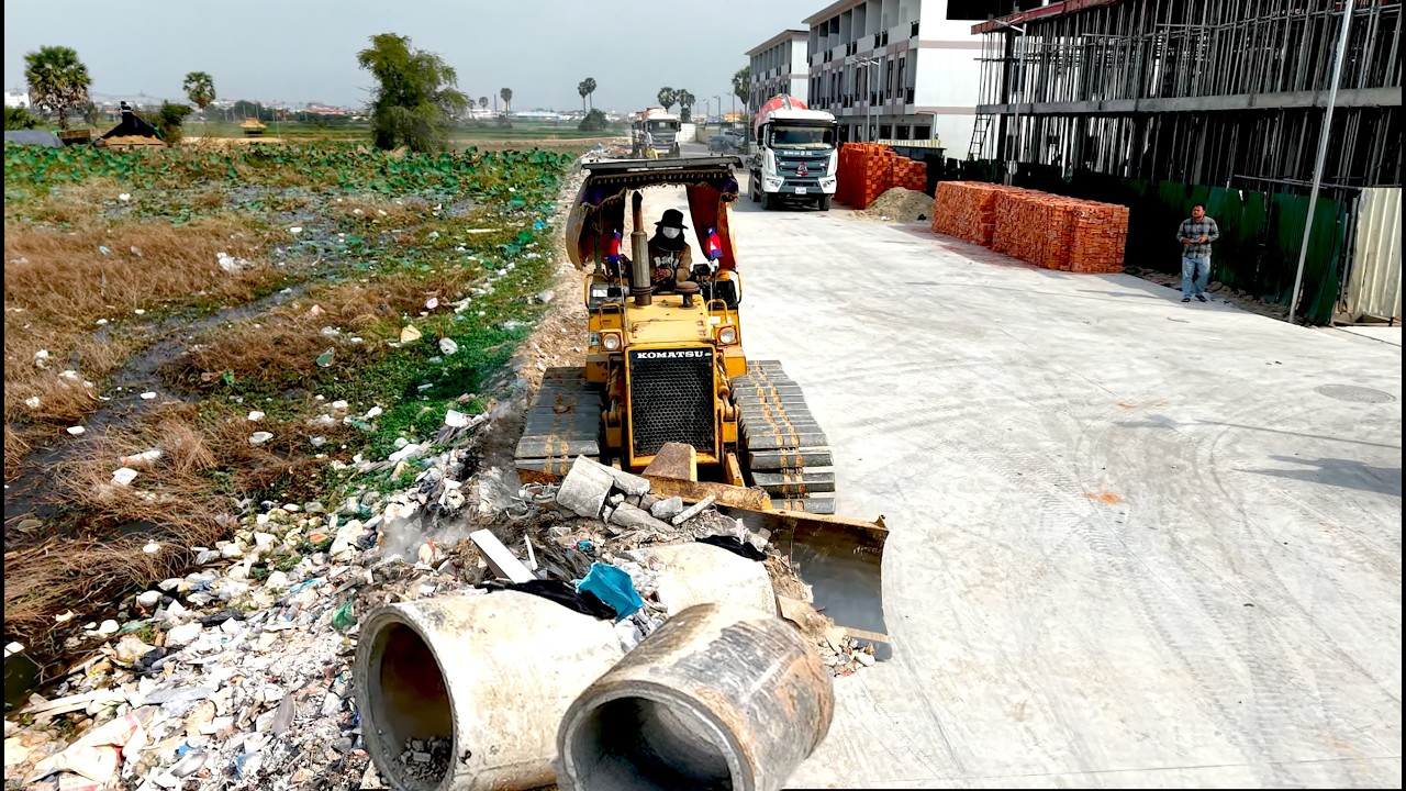 Incredible First Operator Of Clean Trash & Rebuilding Road Use DOZER Leveling &TRUCK Spreading