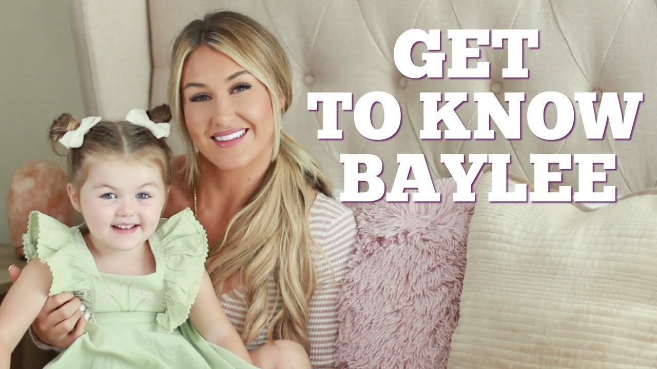 BAYLEE ANSWERS YOUR QUESTIONS! (Adorable) | Q&A WITH BAYLEE | Tara Henderson