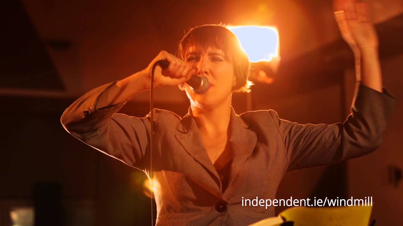 Cat Dowling - I'm Not Like Anybody Else by The Kinks (COVER)
