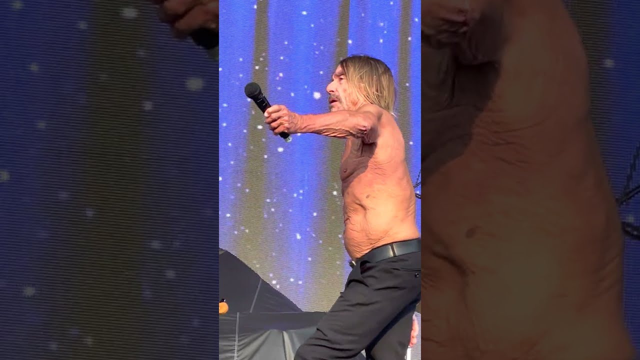 3 Red Hot Chili Peppers Support Act 