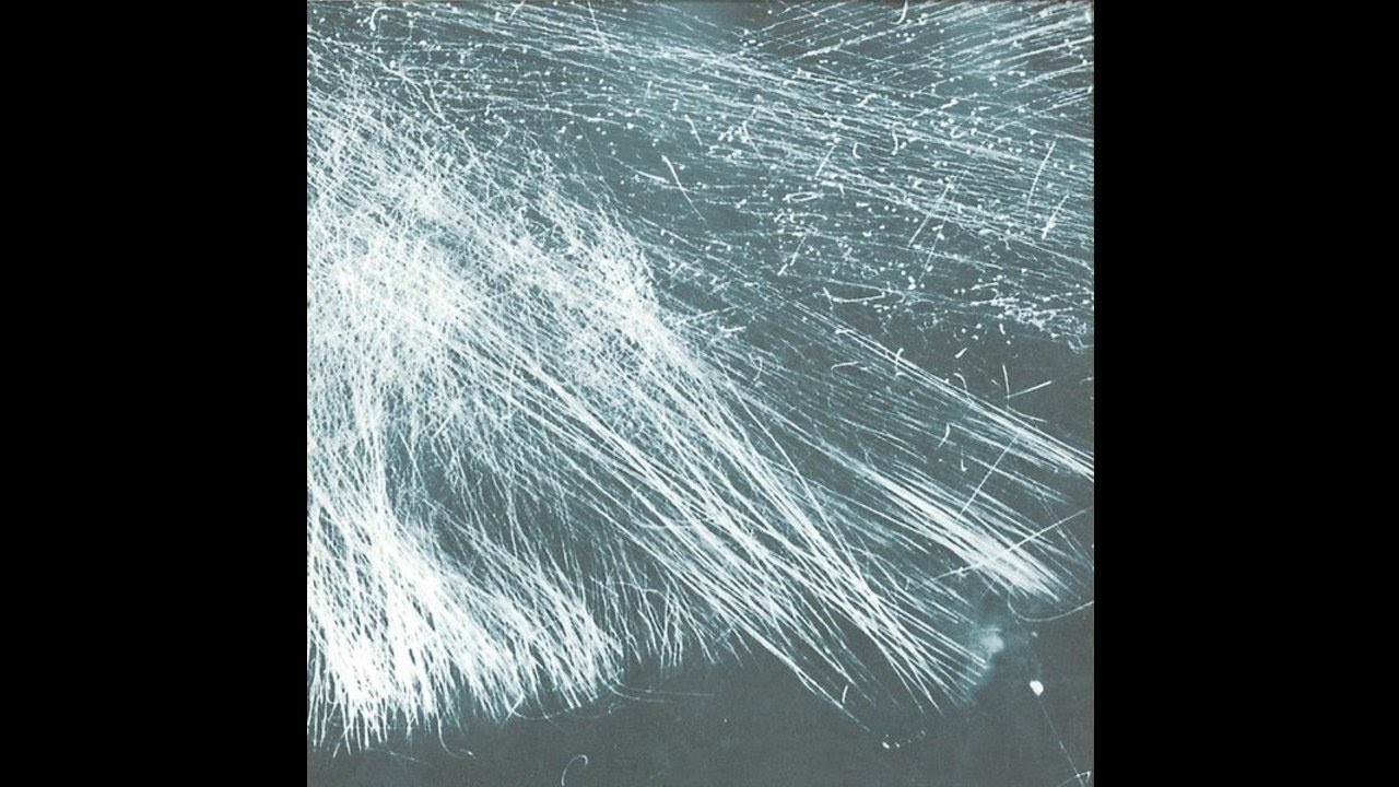 DeWalta & Voigtmann - Semi-Floating Objects