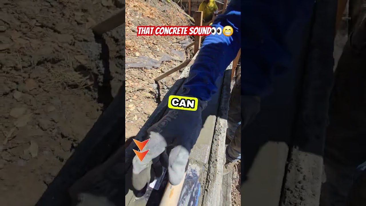 Finishing Top Of Concrete Retaining Wall. #construction #concrete #retainingwall #concretefinisher