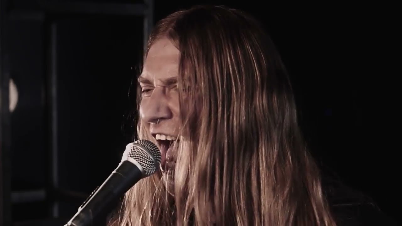 THE LAST WARNING - The Beast (Official Video)