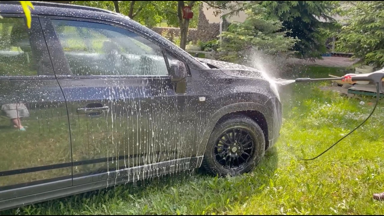MUST SEE! 😳 She Was Just Washing Her Car… Then THIS Happened | Car Wash ASMR