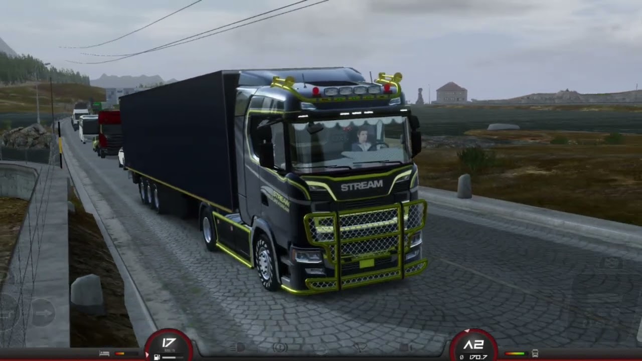 A trailer with the same design as the truck, let's go to the cargo.