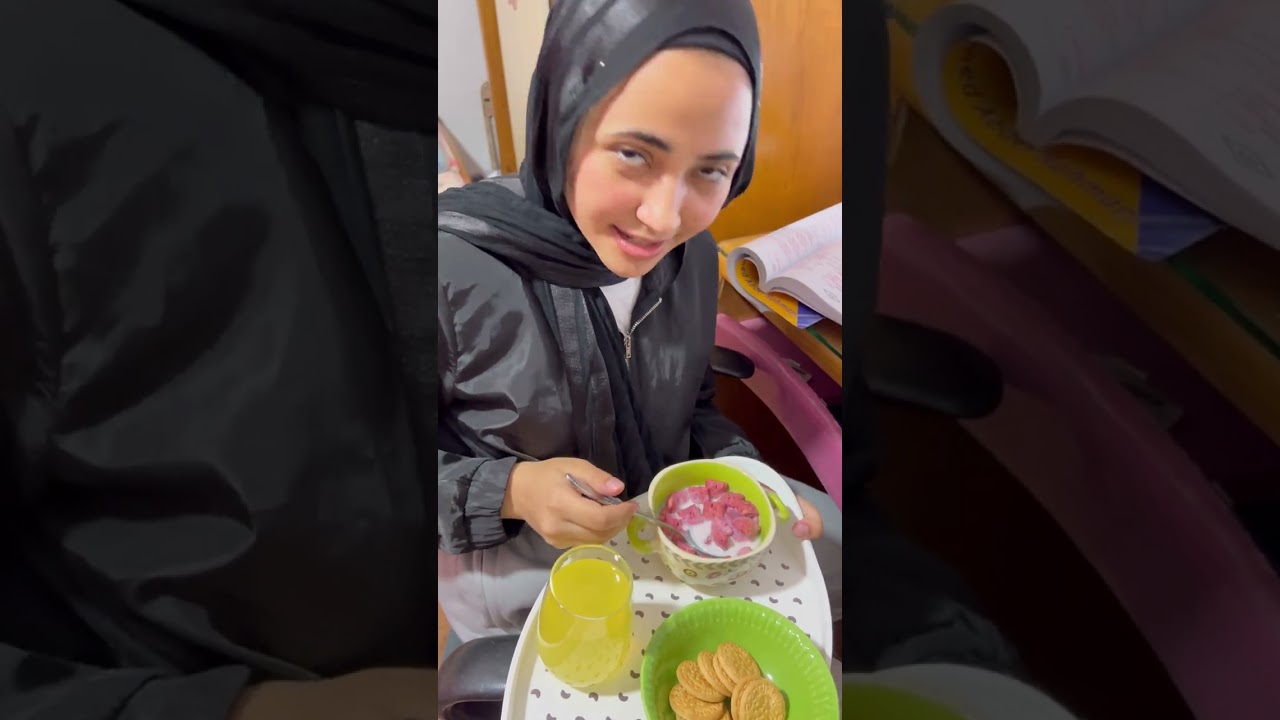 لما اعامل اختي الثانوية العامة معاملة 5 نجوم😉😉