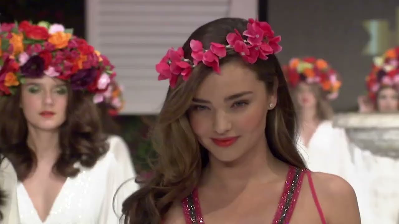 Dosso Dossi Fashion Show 20.Yıl Belgeseli TR