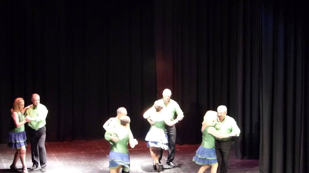 BAILE FIN CURSO DE LOS BAILONGOS