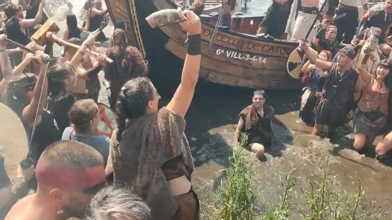 Desembarco Vikingo en las fiestas de Catoira 2025. 