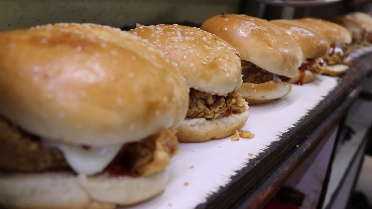 Best Zinger In Karachi  Broast Town Hussainabad Street Food-Karachi Street Food-Pakistan Street Food