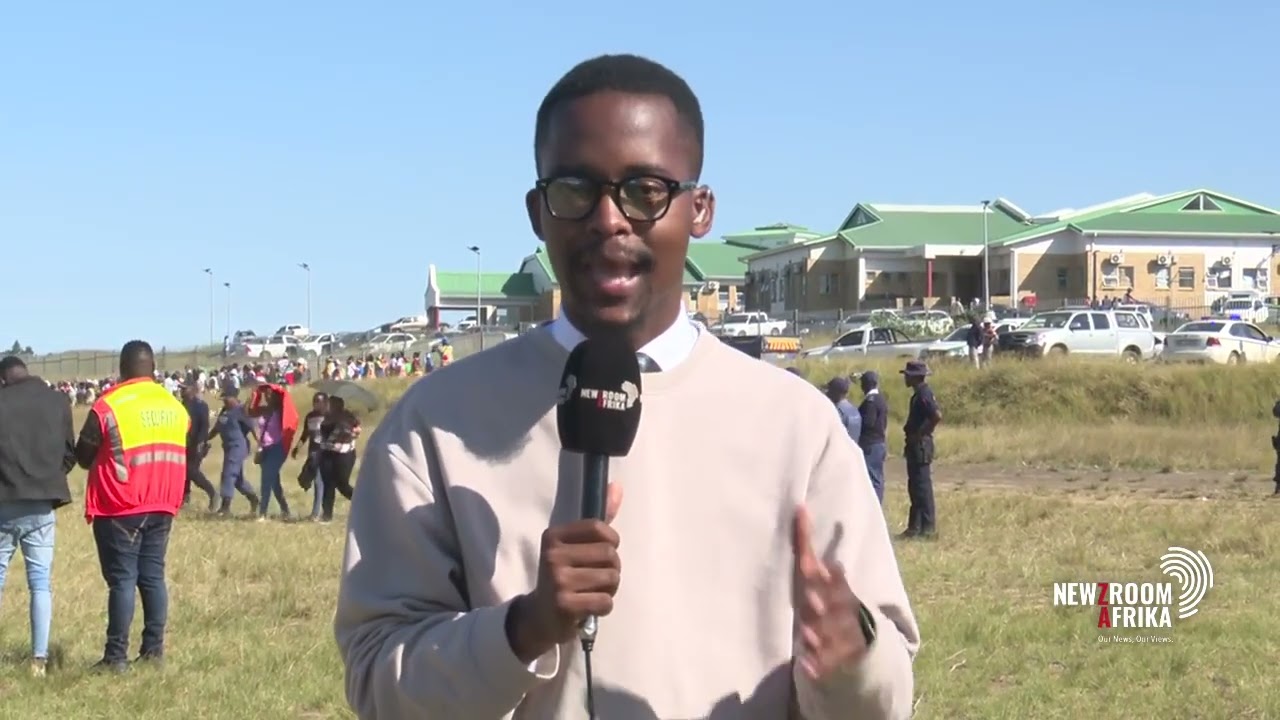 Cracks in Amampondo Kingdom