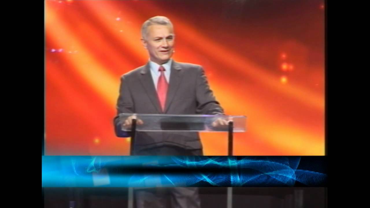 El Yelmo de la Salvación 1 - Abraham Peña - La Armadura de Dios