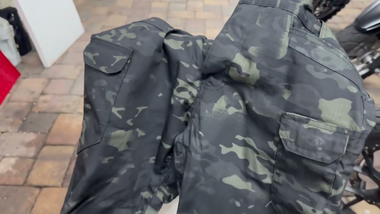 Le SPARTAN MOTORCYCLE SCAM PANTS. Scam alert!! Review