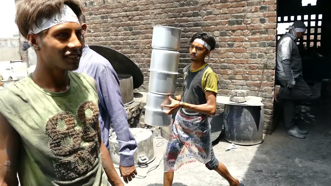 Fabricação de Panela de Pressão.
