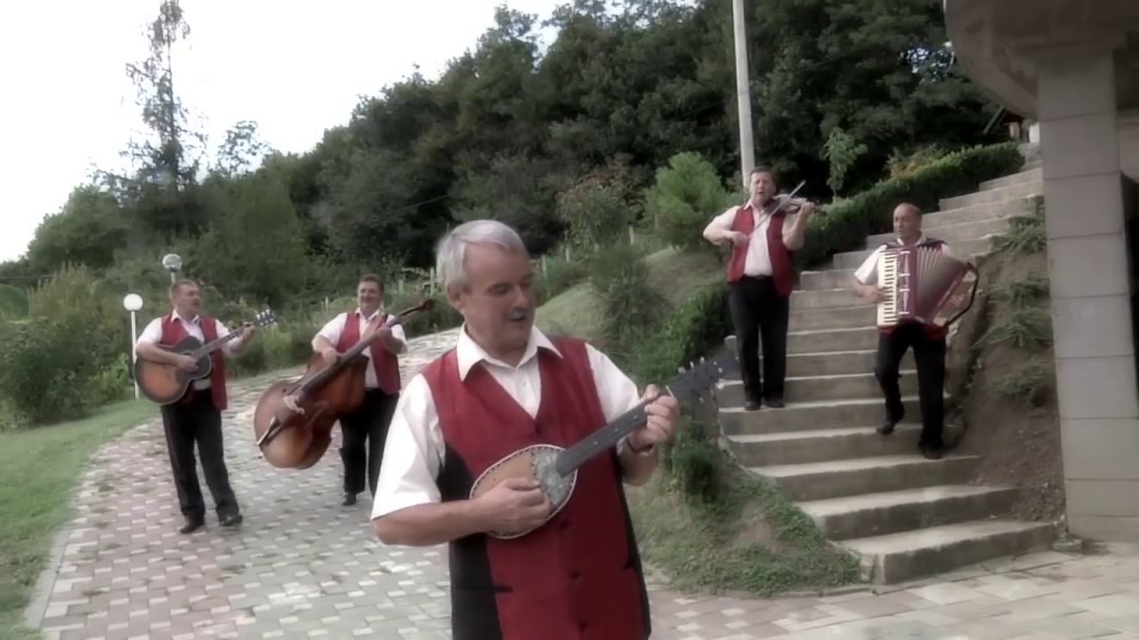 Črleni lajbeki - Tambura
