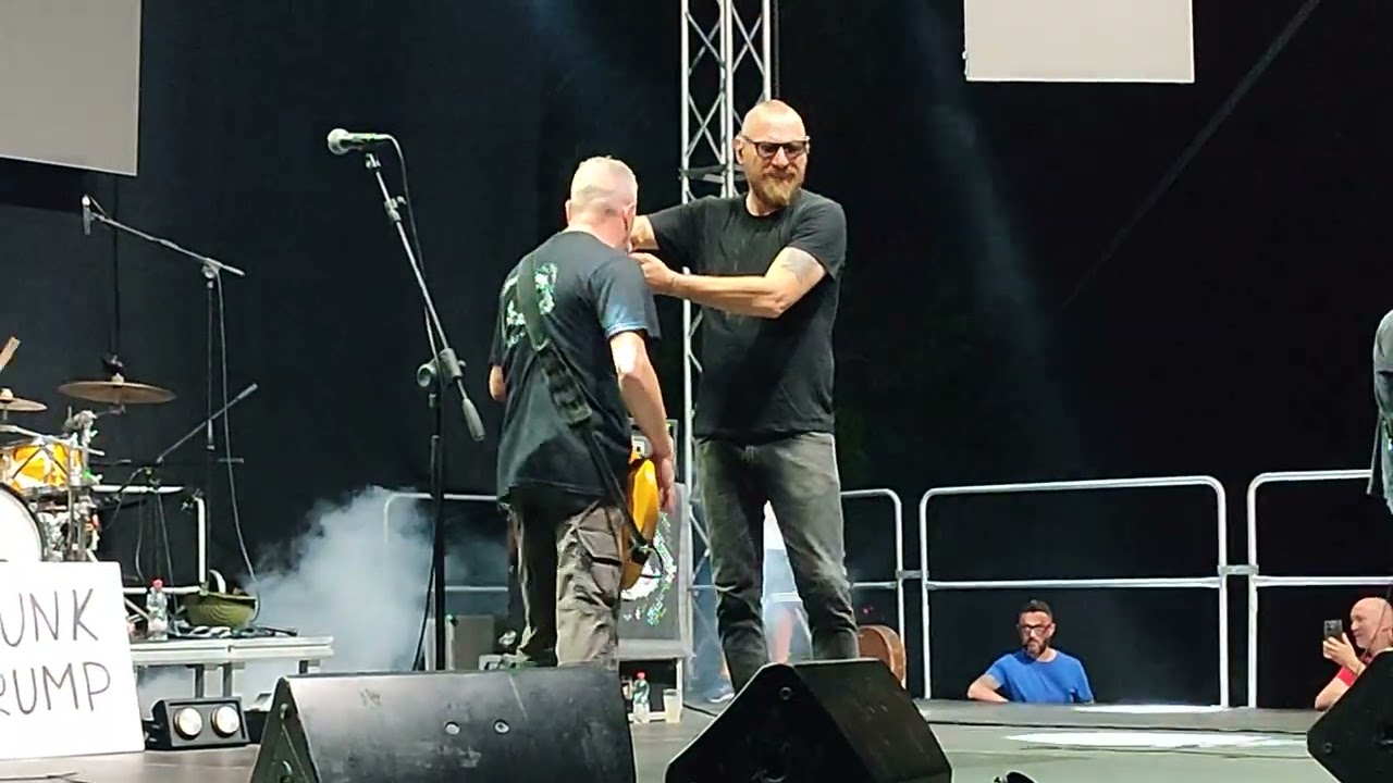 il vicino + canapa