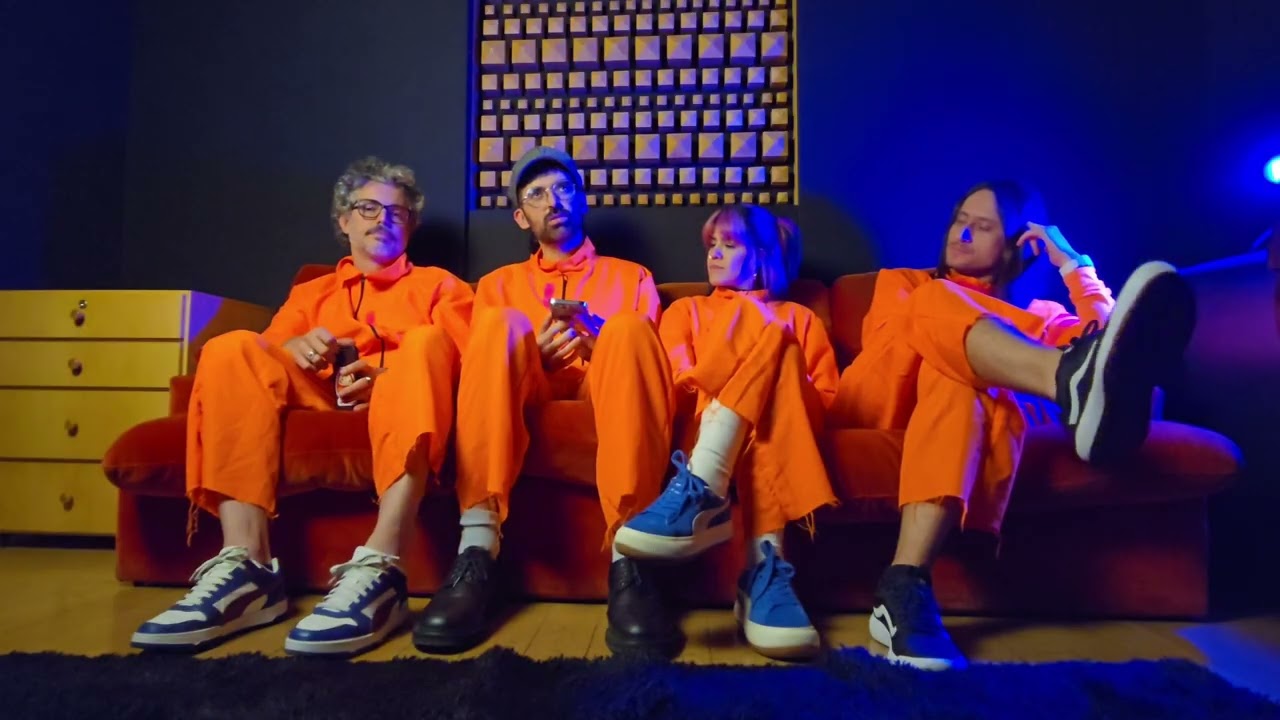 Respondendo perguntas sobre o &aacute;lbum CARANGUEJO | Supercombo
