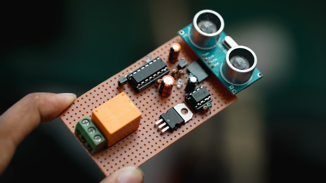 Contactless Switching using Ultrasonic sensor || HC-SR04, CD4017, NE555P, BC547, BC557, Relay, etc