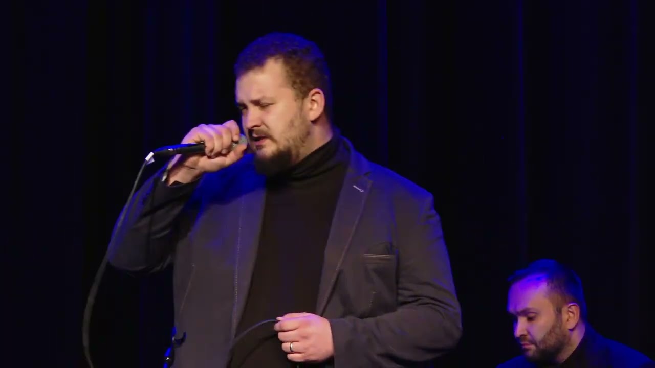 15 Milovanie v daždi - Matúš Závodný & Školská kapela - Brehy