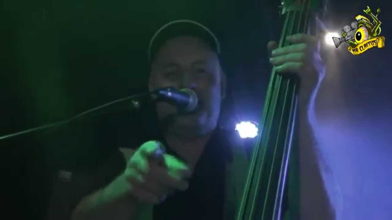 ▲Frenzy - Ghost train - Centrale Rock Pub (May 2015)