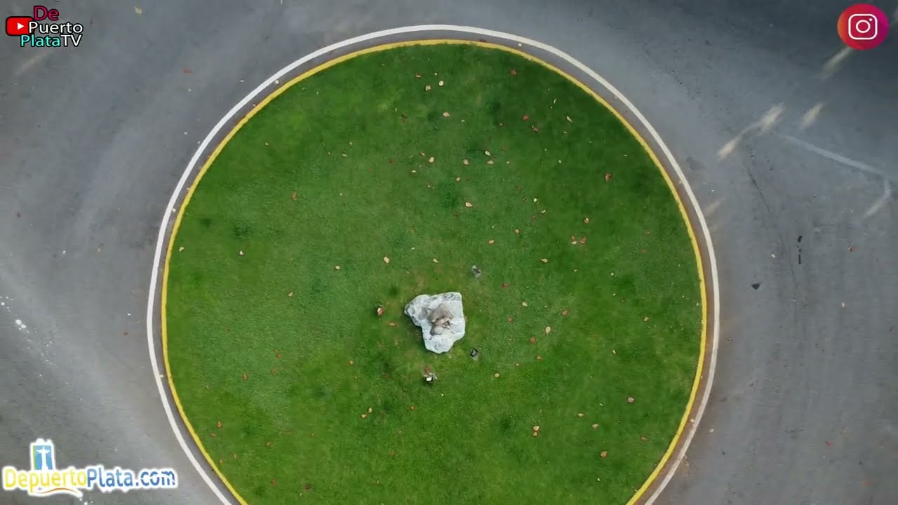 El David del Atlántico: Monumentos emblemáticos del Malecón de Puerto Plata Video drones.