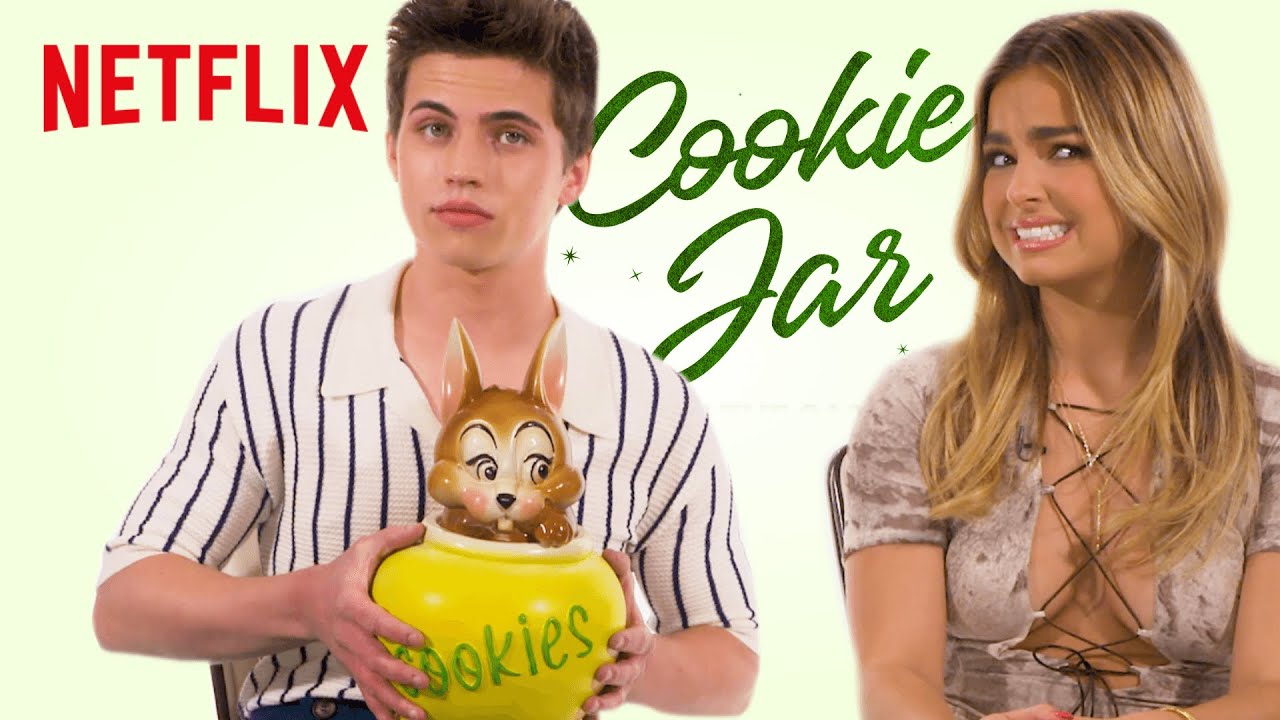 Tanner Buchanan and Addison Rae Answer Odd Questions From a Nosy Cookie Jar | He's All That| Netflix