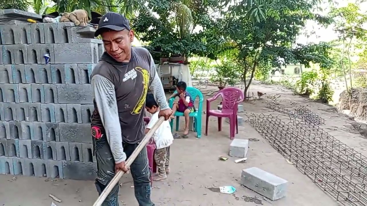 Empezamos con la mezcla de  las columnas de la casa de doña anita
