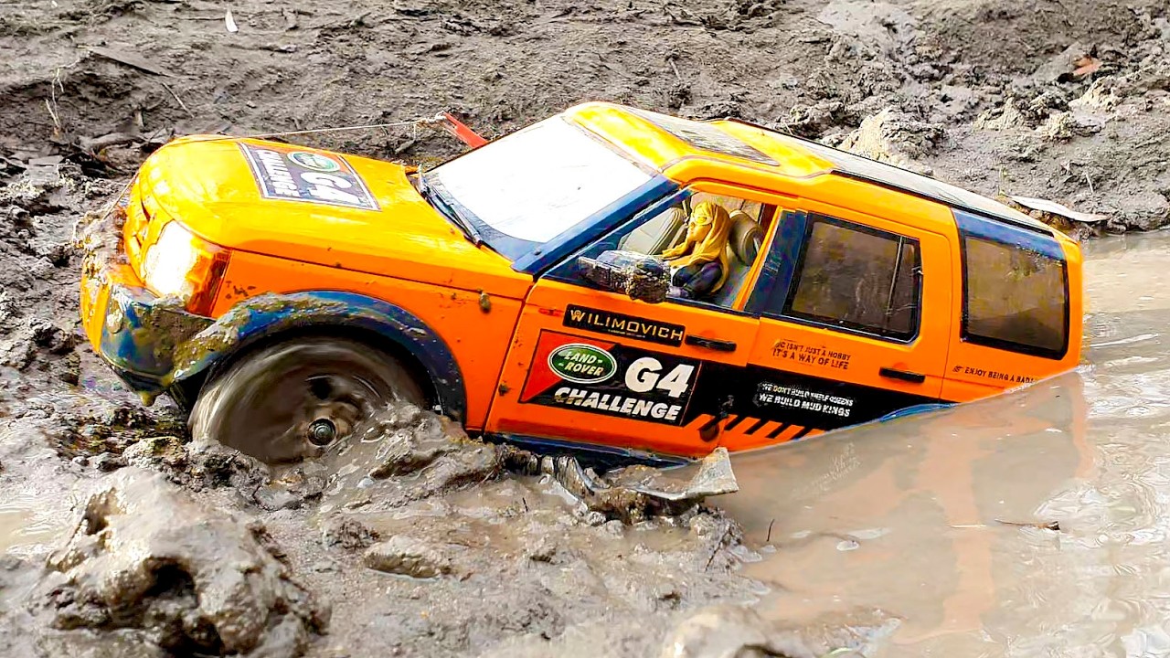 Tiny Wheels vs Deep Mud! 😱 Land Rover G4 Solo RC Off Road Challenge