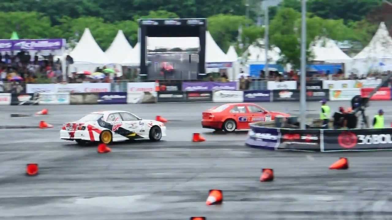 Formula Drift Indonesia 2012: Top 16 Ken Gushi vs Dean Zen OMT Run 2.AVI