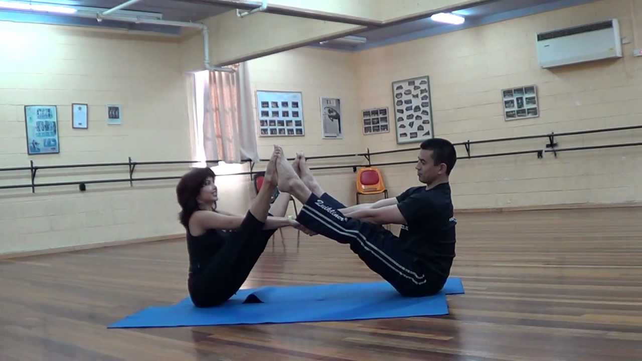 Растяжка для пары Stretching for couples מתיחה לזוגות